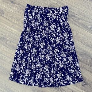 SHEIN Midi/Maxi Navy Floral Skirt